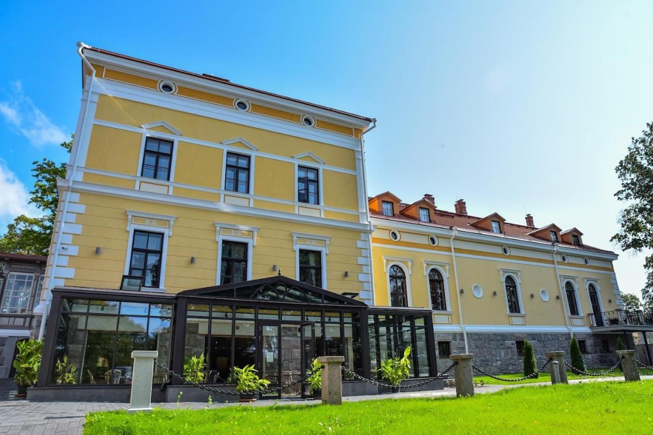 Schloss Fellin Boutique Hotel And Spa Вільянді Екстер'єр фото